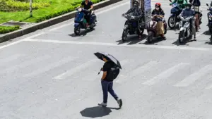 Nắng nóng diện rộng ở hầu khắp cả nước