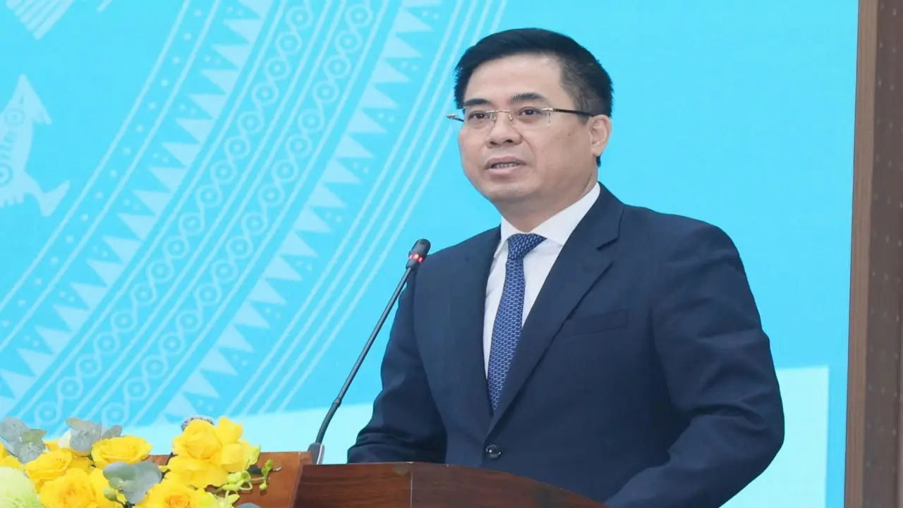 Ông Nguyễn Hoàng Giang tái đắc cử chức Chủ tịch UBND tỉnh Quảng Ngãi