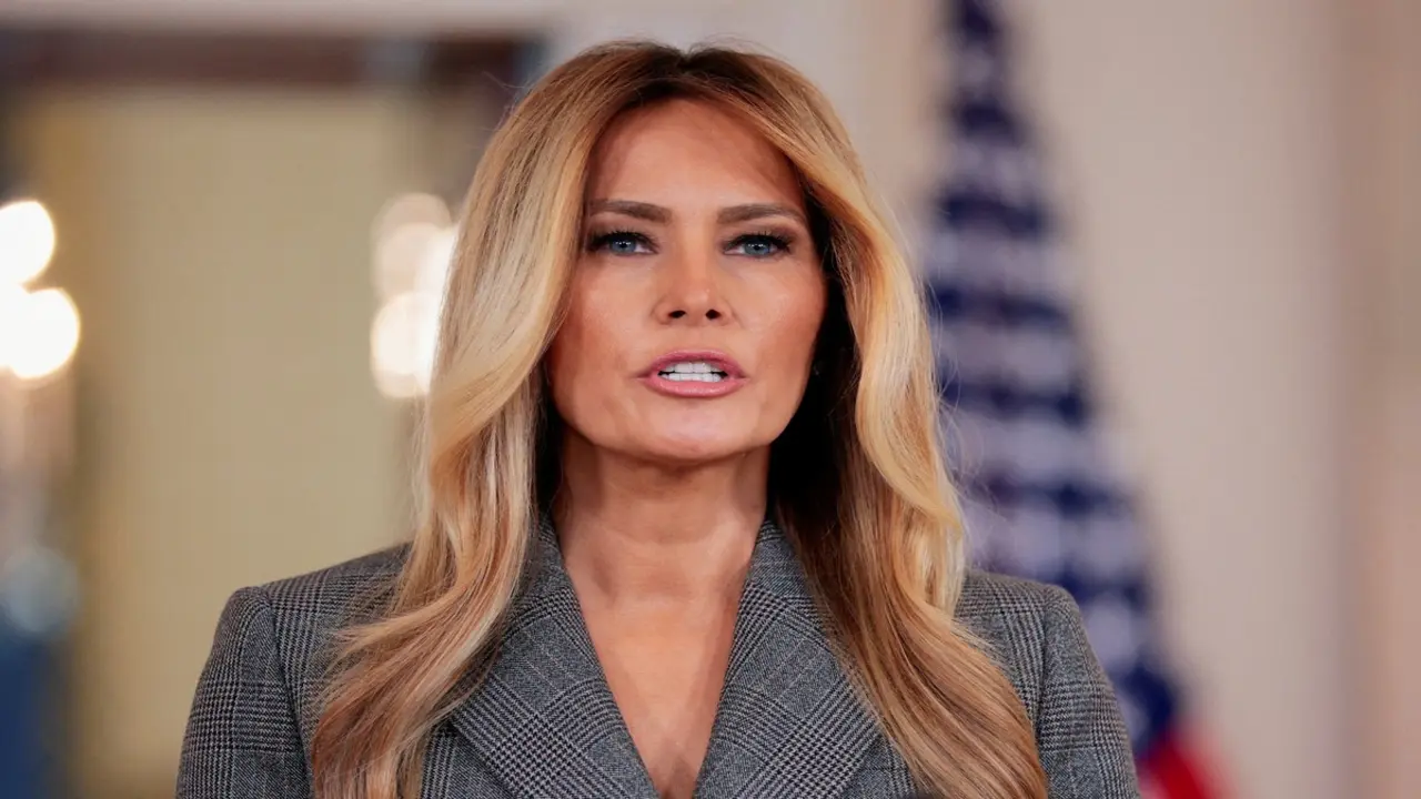 Bà Melania Trump bác bỏ liên hệ với tỉ phú ấu dâm Epstein