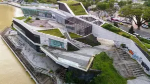 Bến du thuyền trăm tỉ của Vũ nhôm 'ngủ quên' bên sông Hàn