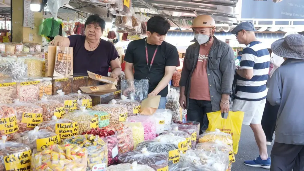 'Cấm' hộ kinh doanh có doanh thu thấp xuất hóa đơn: Hộ kinh doanh nhỏ lo gặp bất lợi