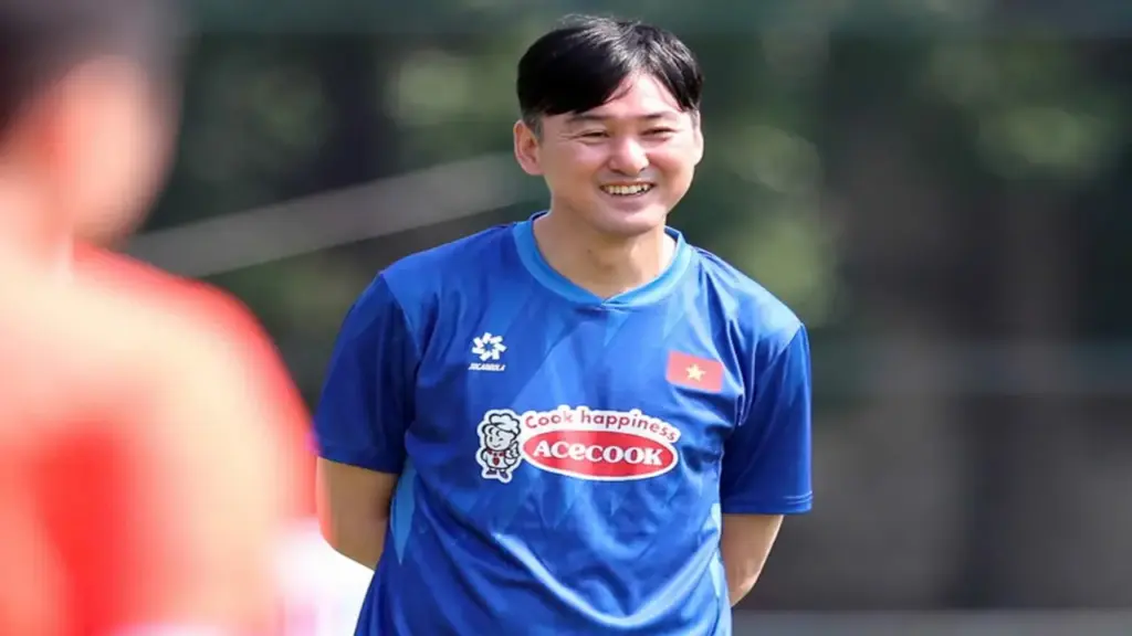 “Cánh tay phải” HLV Kim Sang Sik rời tuyển Việt Nam, sang Thái Lan làm việc