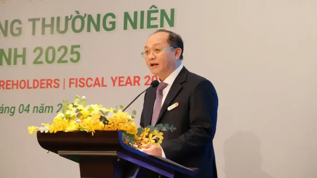 Chủ tịch Rồng Việt nêu khó khăn của công ty chứng khoán không có ngân hàng 'hậu thuẫn'