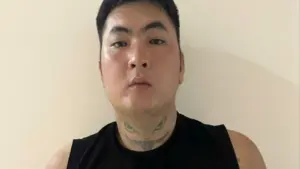 Công an TP.HCM bắt thanh niên xông vào nhà, chém người để trả thù