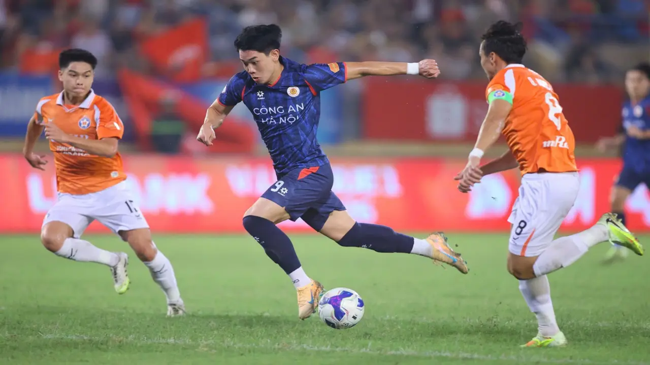 Đề xuất tăng ngoại binh ở V-League của VPF: Nhiều CLB không đồng ý