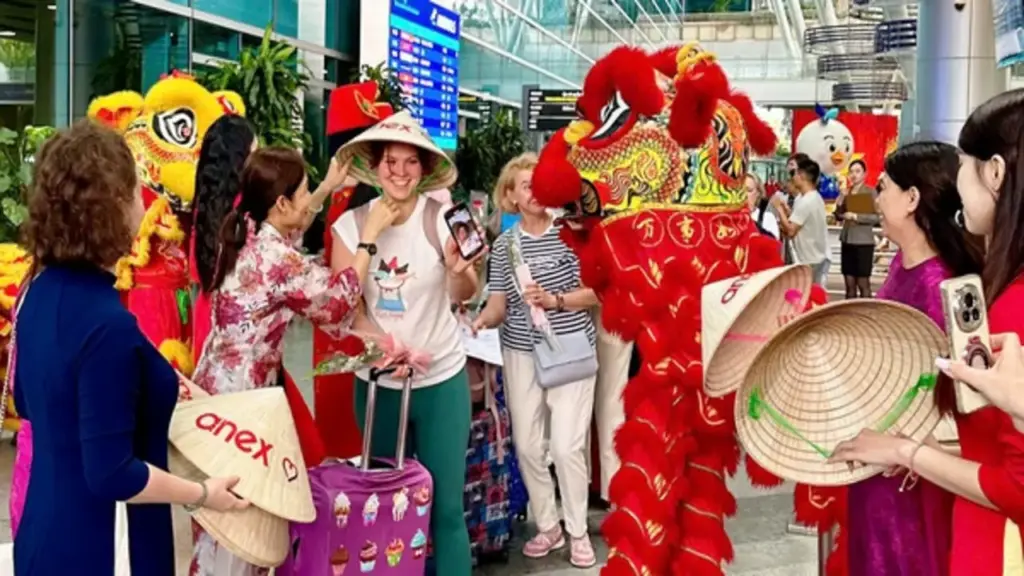 Gần 600 chuyến bay Nga - CIS đổ về Đà Nẵng mùa du lịch 2026