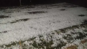 Hà Nội và Cao Bằng lại xuất hiện mưa đá