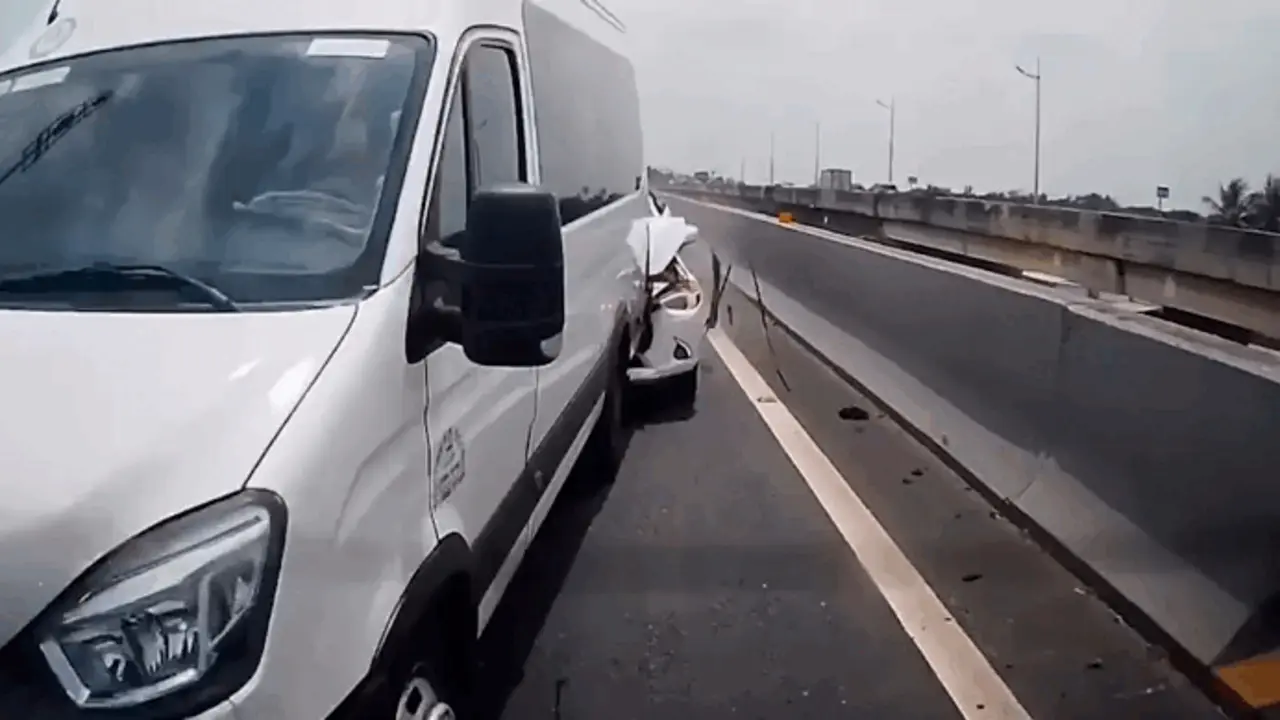 Hai tai nạn liên tiếp, cao tốc Trung Lương ùn tắc nhiều km