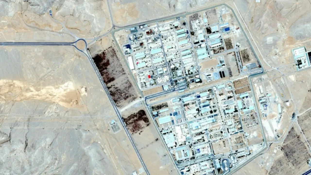 Iran dựng chướng ngại để ngăn bộ binh xâm nhập cơ sở hạt nhân?