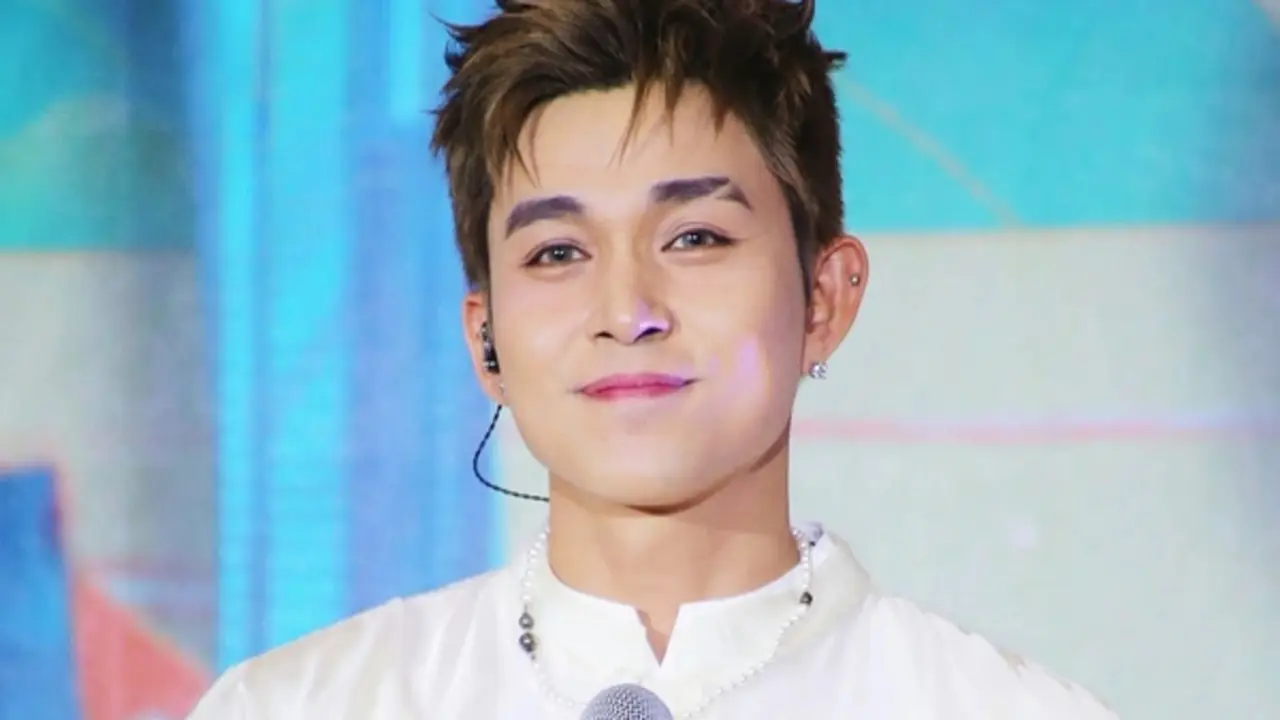 Jun Phạm gỡ MV gây tranh cãi, chủ động liên hệ làm việc với Sở VH-TT TP.HCM