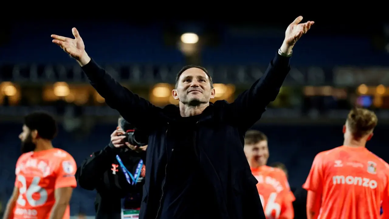 Lampard xúc động khi đưa Coventry trở lại Ngoại hạng Anh