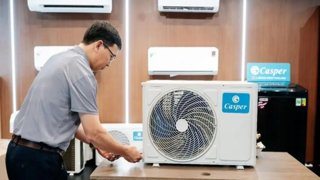 Mổ điều hòa Casper phát hiện bên trong có máy nén Panasonic