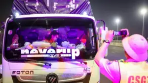 Mối nguy dừng xe trên cao tốc: Nhiều tài xế tự đẩy mình vào nguy hiểm