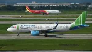 Nghiên cứu phương án điều chỉnh giá trần vé máy bay