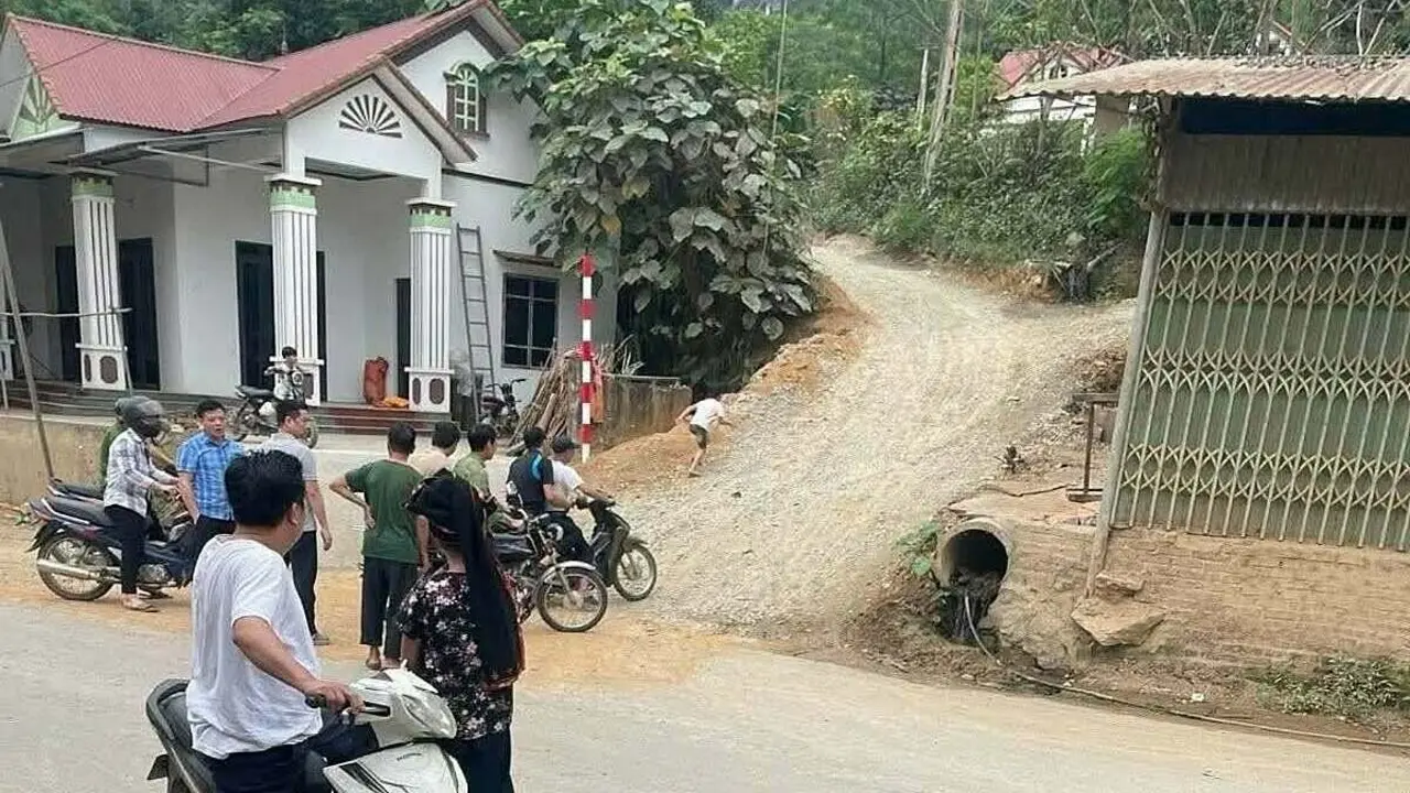 Ông bố lén chôn xác, giấu việc đánh con 12 tuổi tử vong lúc nửa đêm