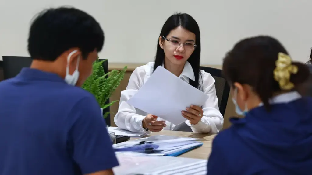 Rà soát toàn bộ pháp luật để giảm thủ tục, chi phí cho người dân