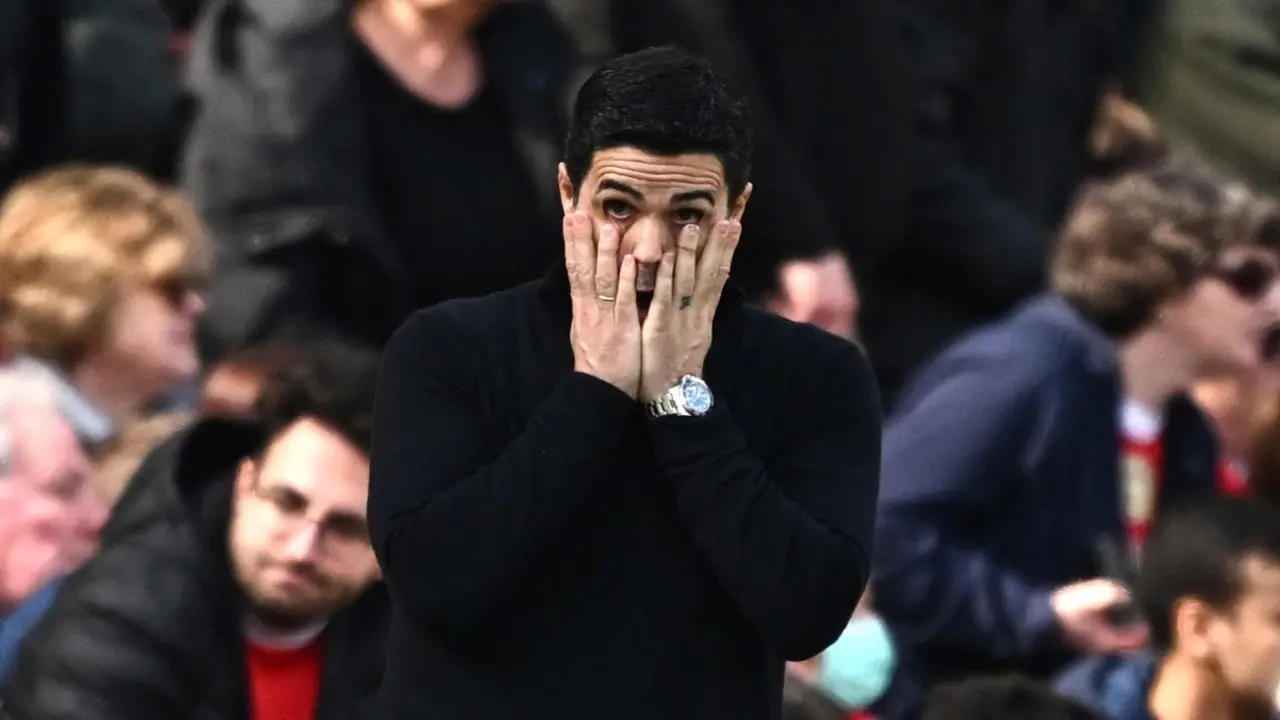 Sự tương phản của Arsenal và Man City trong tháng Tư