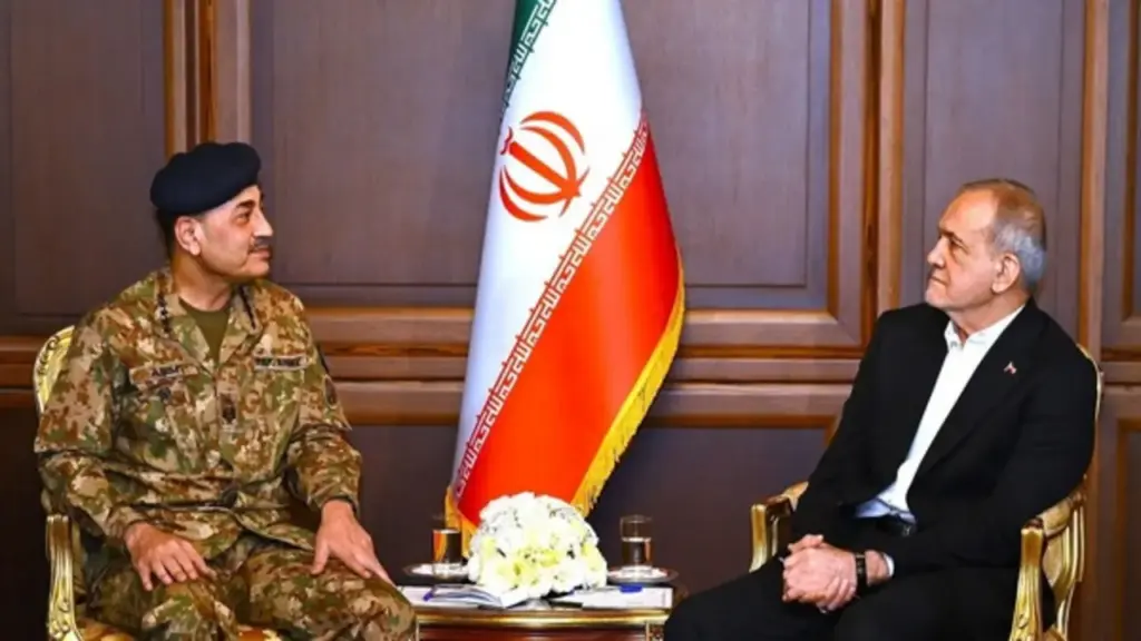 Tình hình Iran, Trung Đông mới nhất ngày 19.4: Eo biển Hormuz cực kỳ căng thẳng