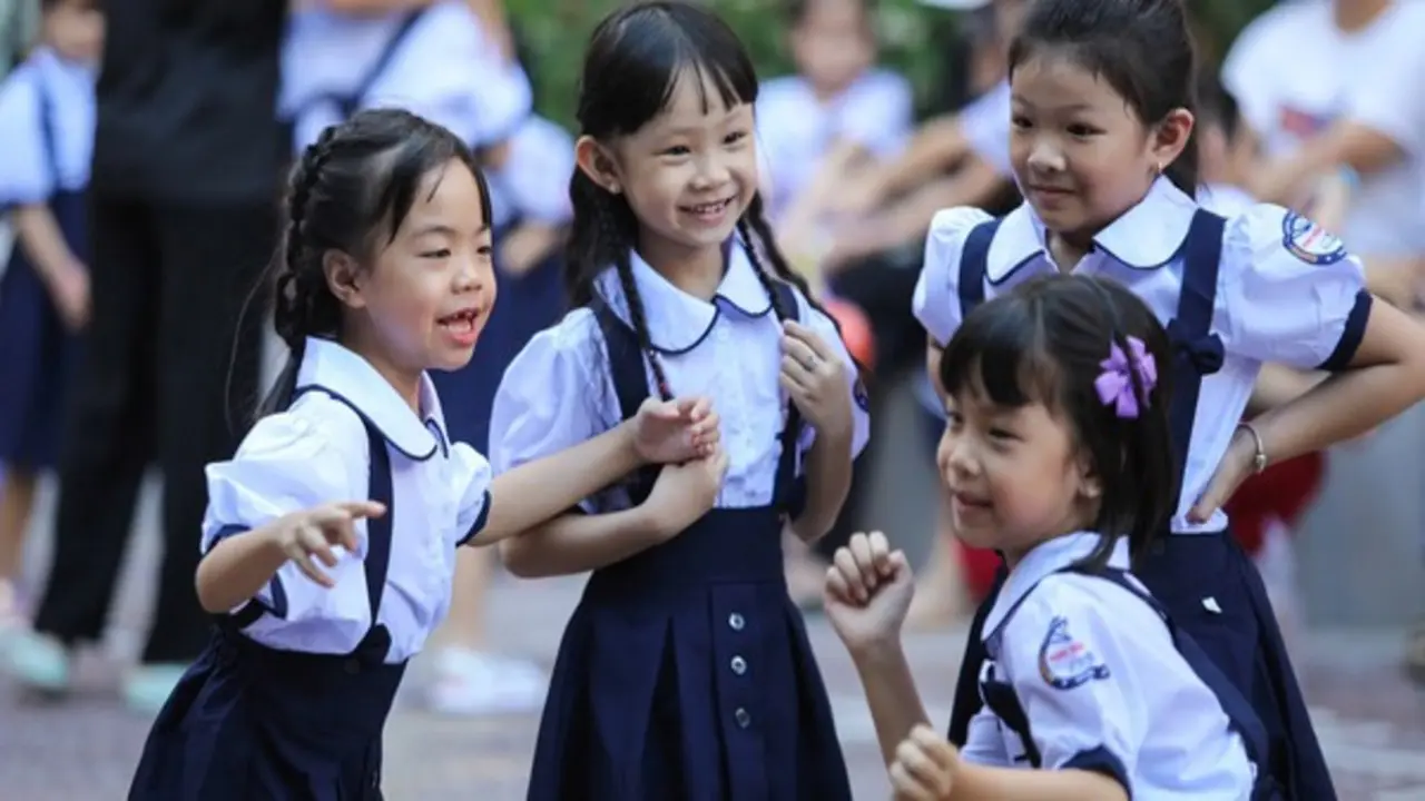 Toàn bộ học sinh TP.HCM sẽ học 2 buổi/ngày từ năm 2027 - 2028