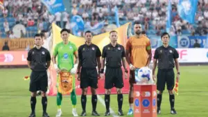 Trọng tài trận Nam Định thua HAGL mắc sai sót nghiêm trọng tình huống Xuân Son bị phạm lỗi: Chờ án kỷ luật