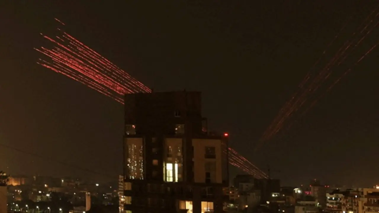 Vừa ngừng bắn, Lebanon tố cáo Israel vi phạm